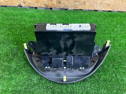 Блок управления климат-контролем